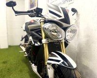 USED 2017 17 TRIUMPH STREET TRIPLE 675 675 Naked Petrol Manual O ring (106 ps) Arrow Exhaust, Bar End Mirrors, Pro Custom Decals