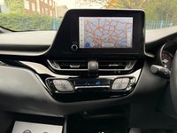 USED 2022 72 TOYOTA C-HR 1.8 VVT-h GPF Design SUV 5dr Petrol Hybrid CVT Euro 6 (s/s) (122 ps) CarPlay, Reverse Camera