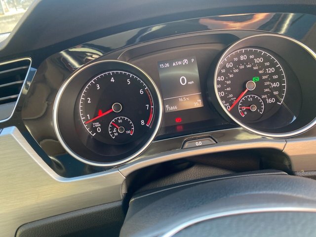 2020 VOLKSWAGEN TOURAN (2020) - Photo 11