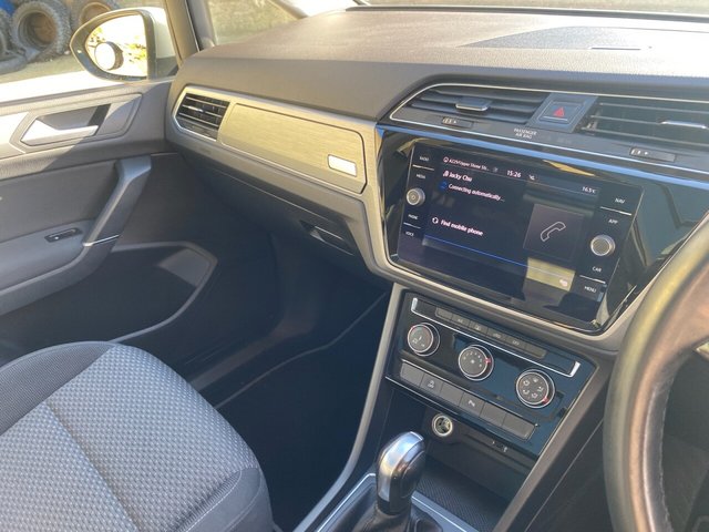 2020 VOLKSWAGEN TOURAN (2020) - Photo 12