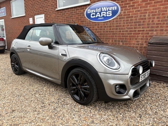 View our MINI CONVERTIBLE