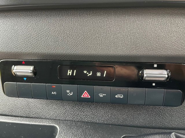 2020 Mercedes-Benz Sprinter 2.1L null 5dr - Photo 9