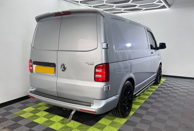 2016 VOLKSWAGEN TRANSPORTER - Photo 2