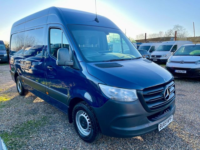2019 Mercedes-Benz Sprinter 2.1L null 5dr - Photo 11