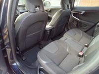USED 2015 65 VOLVO V40 2.0 T2 SE Nav Hatchback 5dr Petrol Manual Euro 6 (s/s) (122 ps) 