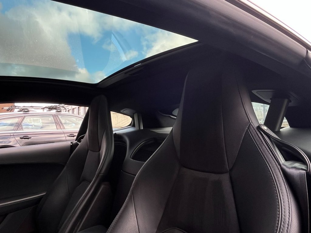 USED 2019 69 JAGUAR F-TYPE 3.0 V6 GPF R-Dynamic Coupe 2dr Petrol Auto Euro 6 (s/s) (340 ps)