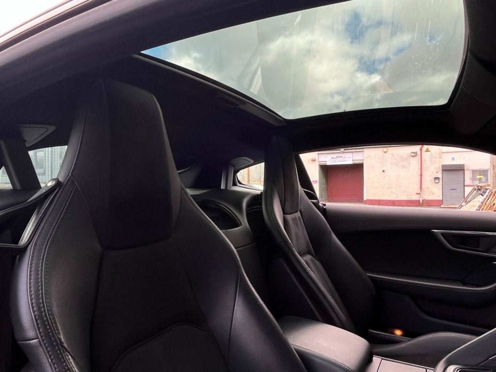 USED 2019 69 JAGUAR F-TYPE 3.0 V6 GPF R-Dynamic Coupe 2dr Petrol Auto Euro 6 (s/s) (340 ps)