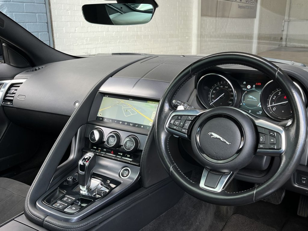 USED 2019 69 JAGUAR F-TYPE 3.0 V6 GPF R-Dynamic Coupe 2dr Petrol Auto Euro 6 (s/s) (340 ps)