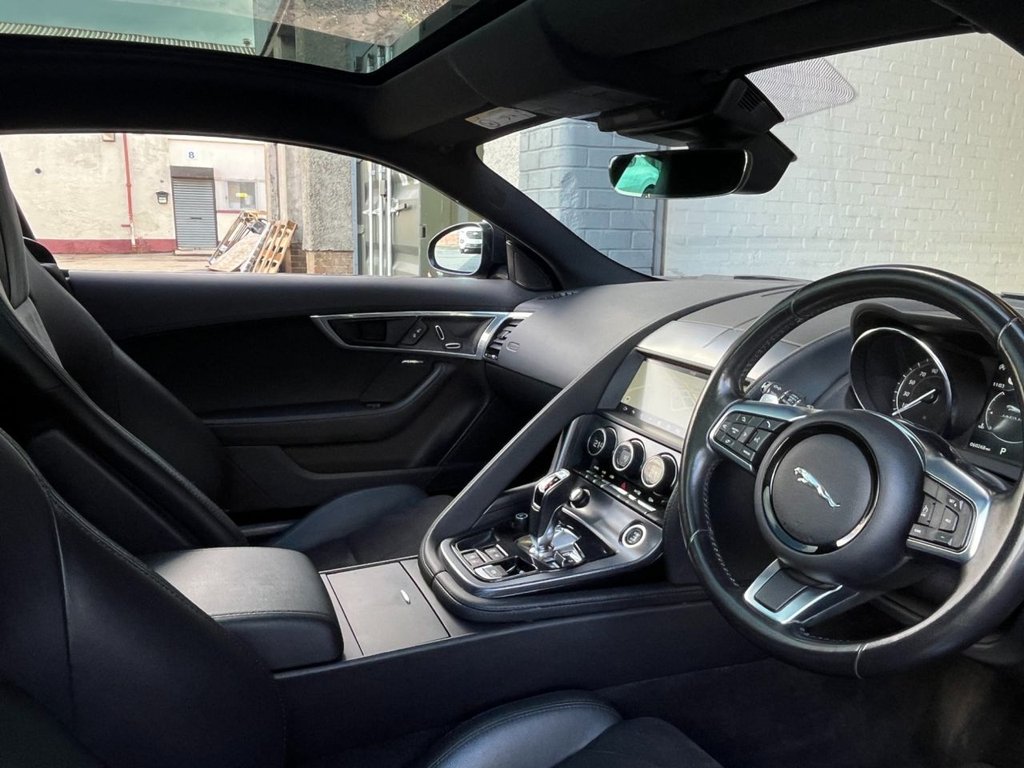 USED 2019 69 JAGUAR F-TYPE 3.0 V6 GPF R-Dynamic Coupe 2dr Petrol Auto Euro 6 (s/s) (340 ps)