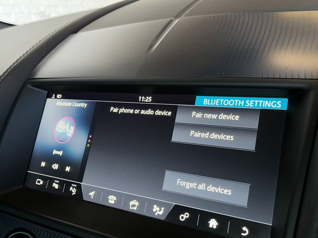 USED 2019 69 JAGUAR F-TYPE 3.0 V6 GPF R-Dynamic Coupe 2dr Petrol Auto Euro 6 (s/s) (340 ps)