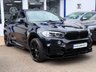 USED 2017 17 BMW X6 3.0 40D M SPORT M PERFORMANCE KIT BLACK PACK SUNROOF HEAD UP H/KARDON CAMERA NAV SUV DIESEL AUTO XDRIVE EURO 6 (S/S) (313 PS) M PERFORMANCE KIT~SAT NAV~CAMERA