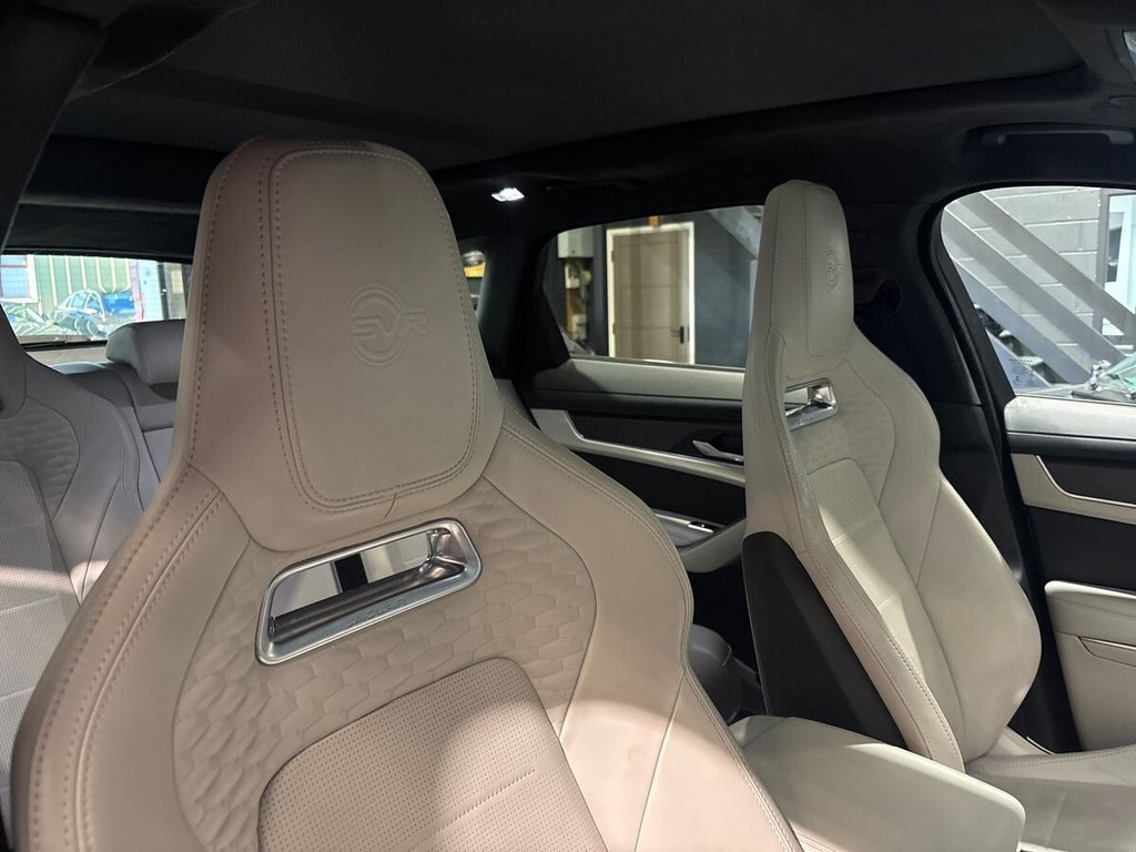 USED 2022 F JAGUAR F-PACE 5.0 P550 V8 SVR SUV 5dr Petrol Quickshift AWD Euro 6 (s/s) (550 ps) BRITISH RACING GREEN|HEAD UP DISPLAY