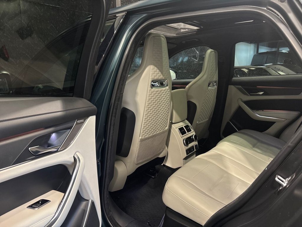 USED 2022 F JAGUAR F-PACE 5.0 P550 V8 SVR SUV 5dr Petrol Quickshift AWD Euro 6 (s/s) (550 ps) BRITISH RACING GREEN|HEAD UP DISPLAY