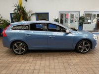 USED 2013 63 VOLVO V60 2.0 D4 R-Design Lux Nav Estate 5dr Diesel Manual Euro 5 (s/s) (163 ps) &pound;35 ROAD TAX SAT NAV HEATED SEATS PART LEATHER INTERIOR CRUISE CONTROL PARKING SENSORS 3 OWNERS SERVICE HISTORY