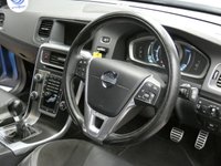USED 2013 63 VOLVO V60 2.0 D4 R-Design Lux Nav Estate 5dr Diesel Manual Euro 5 (s/s) (163 ps) &pound;35 ROAD TAX SAT NAV HEATED SEATS PART LEATHER INTERIOR CRUISE CONTROL PARKING SENSORS 3 OWNERS SERVICE HISTORY
