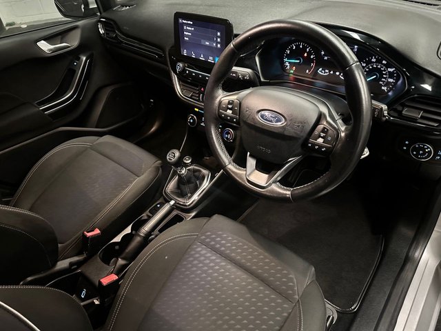 2018 FORD FIESTA - Photo 4