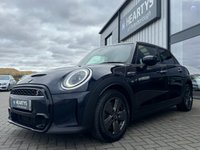 USED 2022 22 MINI HATCH 2.0 Cooper S Classic Hatchback 5dr Petrol Steptronic Euro 6 (s/s) (178 ps) CAR PLAY*PRIVACY GLASS*FULL HISTORY