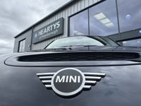 USED 2022 22 MINI HATCH 2.0 Cooper S Classic Hatchback 5dr Petrol Steptronic Euro 6 (s/s) (178 ps) CAR PLAY*PRIVACY GLASS*FULL HISTORY