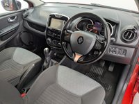 USED 2015 15 RENAULT CLIO 1.5 dCi Dynamique S MediaNav Hatchback 5dr Diesel Manual Euro 5 (s/s) (90 ps) 17'' ALLOY WHEELS , SERVICE HISTORY , SAT NAV ,  BLUETOOH CONNECTIVITY , REAR PARKING SENSORS