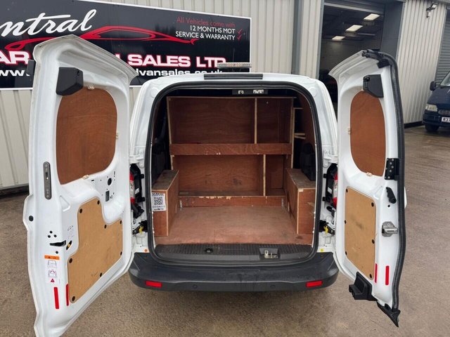 2020 FORD TRANSIT COURIER - Photo 9