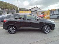 USED 2019 19 RENAULT KADJAR 1.3 TCe Iconic SUV 5dr Petrol Manual Euro 6 (s/s) (140 ps) 