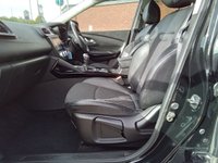 USED 2019 19 RENAULT KADJAR 1.3 TCe Iconic SUV 5dr Petrol Manual Euro 6 (s/s) (140 ps) 
