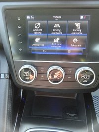 USED 2019 19 RENAULT KADJAR 1.3 TCe Iconic SUV 5dr Petrol Manual Euro 6 (s/s) (140 ps) 