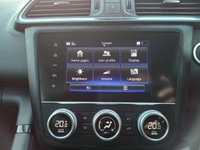 USED 2019 19 RENAULT KADJAR 1.3 TCe Iconic SUV 5dr Petrol Manual Euro 6 (s/s) (140 ps) 