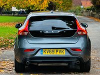 USED 2019 69 VOLVO V40 1.5 T3 Inscription Edition Hatchback 5dr Petrol Auto Euro 6 (s/s) (152 ps) LOW MILES+LTHR+PANROOF+SAT NAV