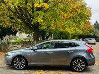 USED 2019 69 VOLVO V40 1.5 T3 Inscription Edition Hatchback 5dr Petrol Auto Euro 6 (s/s) (152 ps) LOW MILES+LTHR+PANROOF+SAT NAV