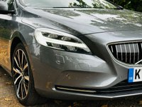 USED 2019 69 VOLVO V40 1.5 T3 Inscription Edition Hatchback 5dr Petrol Auto Euro 6 (s/s) (152 ps) LOW MILES+LTHR+PANROOF+SAT NAV