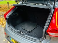USED 2019 69 VOLVO V40 1.5 T3 Inscription Edition Hatchback 5dr Petrol Auto Euro 6 (s/s) (152 ps) LOW MILES+LTHR+PANROOF+SAT NAV