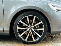 USED 2019 69 VOLVO V40 1.5 T3 Inscription Edition Hatchback 5dr Petrol Auto Euro 6 (s/s) (152 ps) LOW MILES+LTHR+PANROOF+SAT NAV