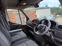 USED 2020 70 RENAULT MASTER 2.3 dCi 28 Business Panel Van 4dr Diesel Manual FWD SWB Euro 6 (135 ps) 