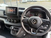 USED 2022 22 RENAULT TRAFIC 2.0 dCi Blue LL30 Business+ Panel Van 5dr Diesel Manual L2 H1 Euro 6 (s/s) (130 ps) AIR CON SAT NAV TOUCH SCREEN LWB