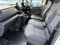 USED 2022 22 RENAULT TRAFIC 2.0 dCi Blue LL30 Business+ Panel Van 5dr Diesel Manual L2 H1 Euro 6 (s/s) (130 ps) AIR CON SAT NAV TOUCH SCREEN LWB