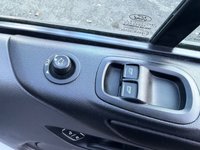 FORD TRANSIT CUSTOM — thumbnail 34 of 51