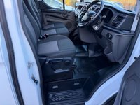 FORD TRANSIT CUSTOM — thumbnail 36 of 51