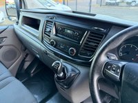 FORD TRANSIT CUSTOM — thumbnail 47 of 51