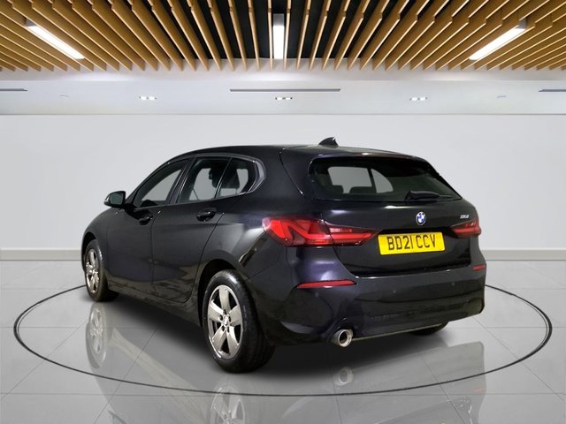 2021 BMW 1 Series 1.5L Se 5dr - Photo 6