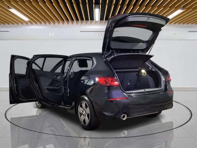 2021 BMW 1 Series 1.5L Se 5dr - Photo 10