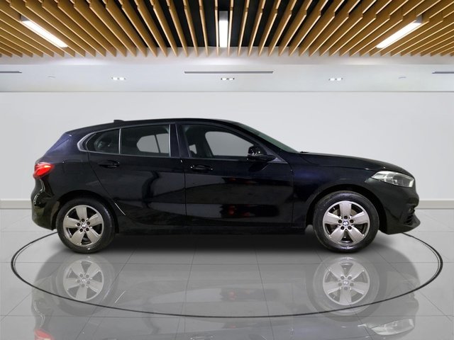 2021 BMW 1 Series 1.5L Se 5dr - Photo 9
