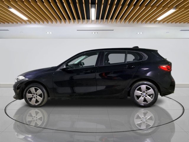 2021 BMW 1 Series 1.5L Se 5dr - Photo 5