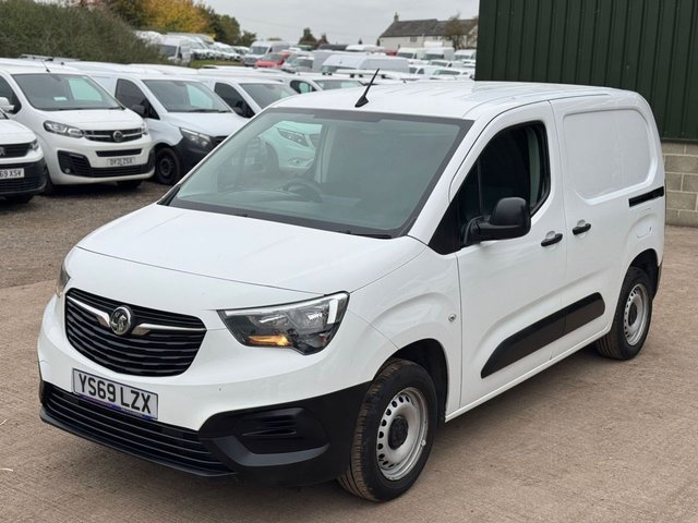 2020 VAUXHALL COMBO - Photo 6