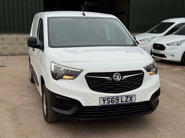 2020 VAUXHALL COMBO - Photo 3