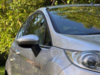 USED 2010 10 FORD FIESTA 1.25 Zetec Hatchback 3dr Petrol Manual (129 g/km, 81 bhp) 