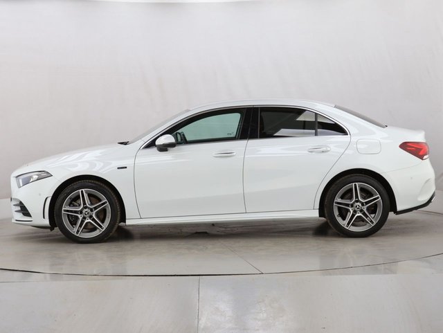 2020 Mercedes-Benz A Class 1.3L Amg Line 4dr - Photo 6