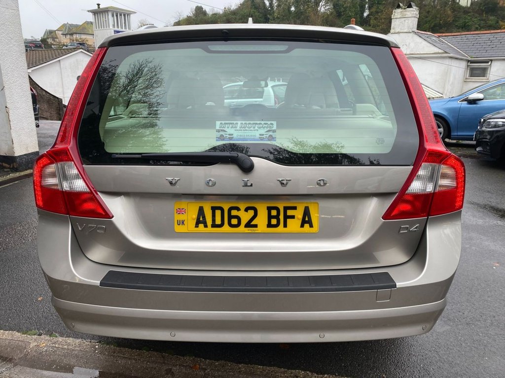 USED 2012 62 VOLVO V70 2.0 D4 SE Lux Estate 5dr Diesel Manual Euro 5 (s/s) (163 ps) RARE MANUAL LOW MILES ONE OWNER