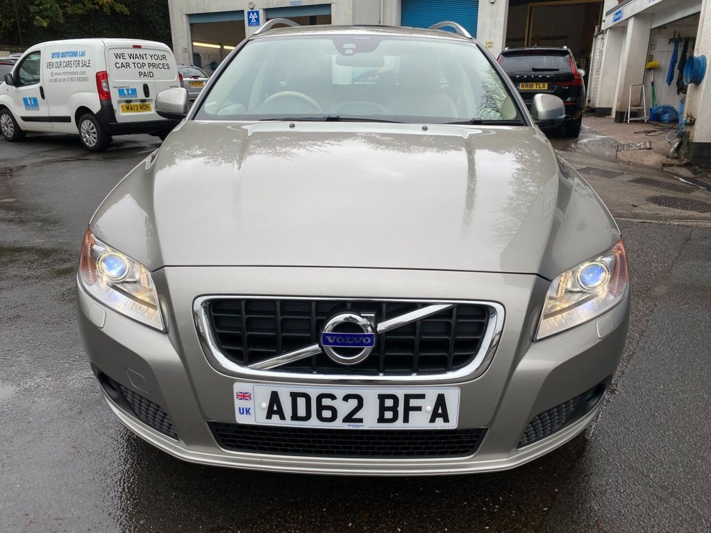 USED 2012 62 VOLVO V70 2.0 D4 SE Lux Estate 5dr Diesel Manual Euro 5 (s/s) (163 ps) RARE MANUAL LOW MILES ONE OWNER