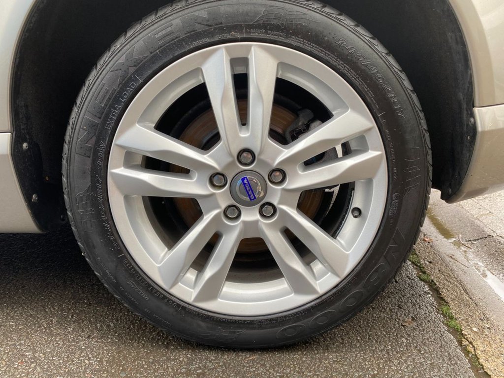 USED 2012 62 VOLVO V70 2.0 D4 SE Lux Estate 5dr Diesel Manual Euro 5 (s/s) (163 ps) RARE MANUAL LOW MILES ONE OWNER